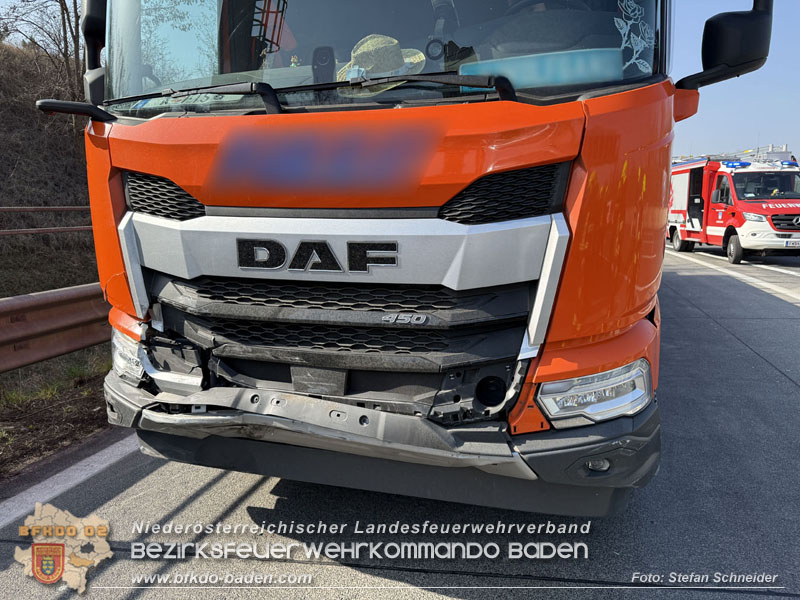 20260310_Senior verunfallt bei der Ausfahrt Baden auf der A2  Foto: Stefan Schneider BFKDO BADEN