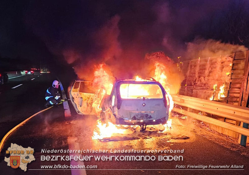 20260311_Fahrzeugbrand auf der A21 bei Alland  Foto: FF Alland