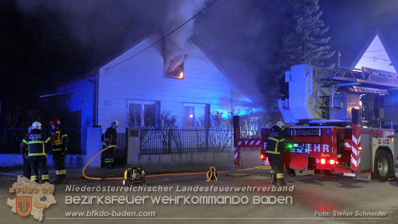 20260314_Wohnhausbrand in Traiskirchen Foto: Stefan Schneider BFKDO BADEN 20260314_Wohnhausbrand in Traiskirchen Foto: Stefan Schneider BFKDO BADEN