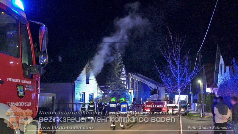 20260314_Wohnhausbrand in Traiskirchen Foto: Stefan Schneider BFKDO BADEN 20260314_Wohnhausbrand in Traiskirchen Foto: Stefan Schneider BFKDO BADEN