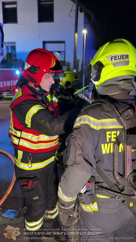 20260314_Wohnhausbrand in Traiskirchen Foto: Stefan Schneider BFKDO BADEN 20260314_Wohnhausbrand in Traiskirchen Foto: Stefan Schneider BFKDO BADEN