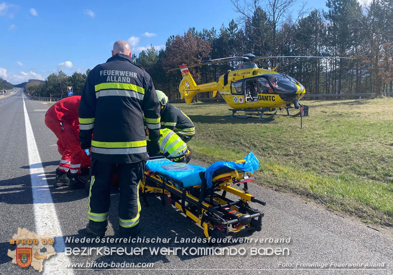 20260317_Schwerer LKW-Unfall auf der A21 fordert Autobahn Teilsperre bei Heiligenkreuz  Foto: FF Alland