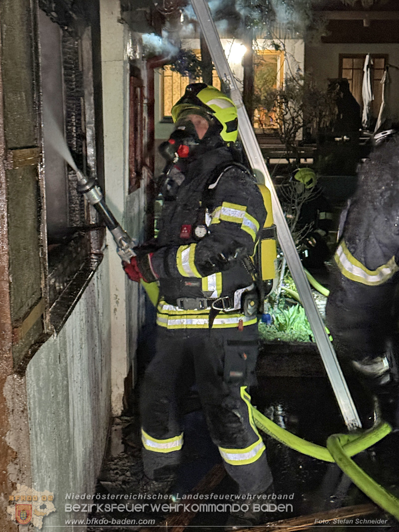 20260321_Gartenhaus geht in Flammen auf in Tribuswinkel  Foto: Stefan Schneider BFKDO BADEN