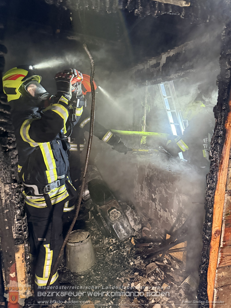 20260321_Gartenhaus geht in Flammen auf in Tribuswinkel  Foto: Stefan Schneider BFKDO BADEN