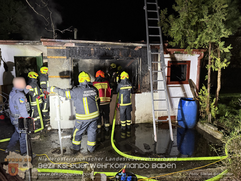 20260321_Gartenhaus geht in Flammen auf in Tribuswinkel  Foto: Stefan Schneider BFKDO BADEN