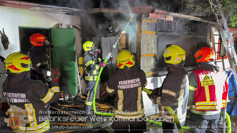 20260321_Gartenhaus geht in Flammen auf in Tribuswinkel Foto: Stefan Schneider BFKDO BADEN