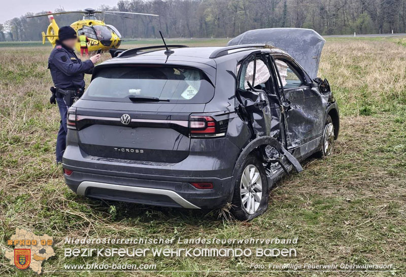 20260410_Alarmstufe T3 ausgelöst wegen Verkehrsunfall auf der L157 bei Pottendorf 20260410_Alarmstufe T3 ausgelöst wegen Verkehrsunfall auf der L157 bei Pottendorf