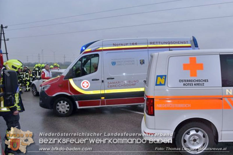 20260410_Alarmstufe T3 ausgelöst wegen Verkehrsunfall auf der L157 bei Pottendorf 20260410_Alarmstufe T3 ausgelöst wegen Verkehrsunfall auf der L157 bei Pottendorf