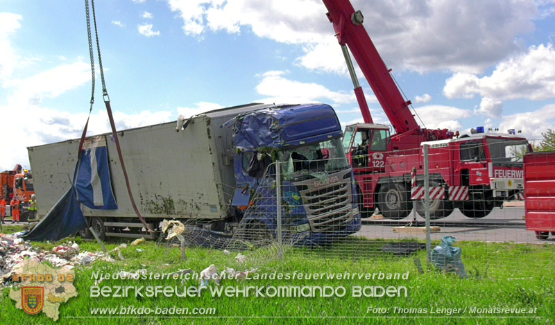 20260420_Schwerer Lkw-Unfall auf der A2 bei Traiskirchen Foto: Thomas Lenger Monatsrevue.at
