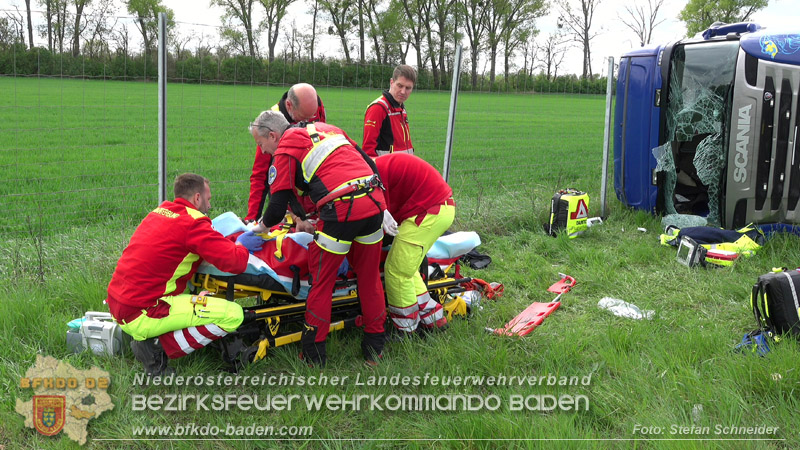 20260420_Schwerer Lkw-Unfall auf der A2 bei Traiskirchen Foto: Stefan Schneider BFKDO BADEN