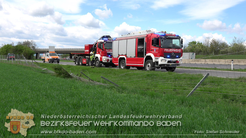 20260420_Schwerer Lkw-Unfall auf der A2 bei Traiskirchen Foto: Stefan Schneider BFKDO BADEN