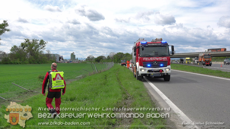 20260420_Schwerer Lkw-Unfall auf der A2 bei Traiskirchen Foto: Stefan Schneider BFKDO BADEN