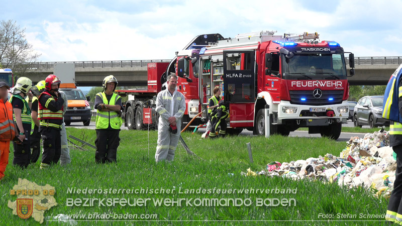 20260420_Schwerer Lkw-Unfall auf der A2 bei Traiskirchen Foto: Stefan Schneider BFKDO BADEN