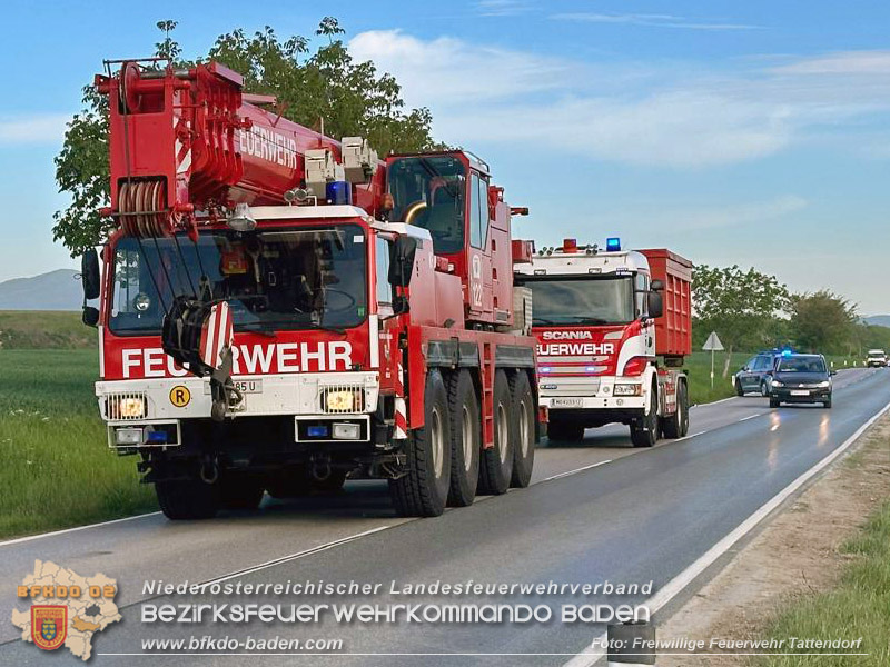20260505_Verkehrsunfall mit drei Fahrzeugen auf der L157 bei Tattendorf  Foto: Hubert Dachauer/FF Tattendorf