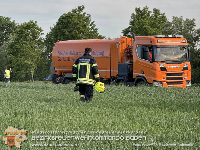 20260505_Verkehrsunfall mit drei Fahrzeugen auf der L157 bei Tattendorf Foto: Rene�Hofmann / FF Tattendorf