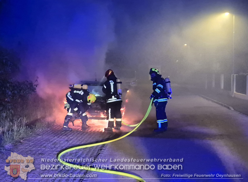 20260512_Geparktes Elektrofahrzeug f�ngt pl�tzlich in Oeynhausen Feuer Foto: Thomas Fontner FF Oeynhausen