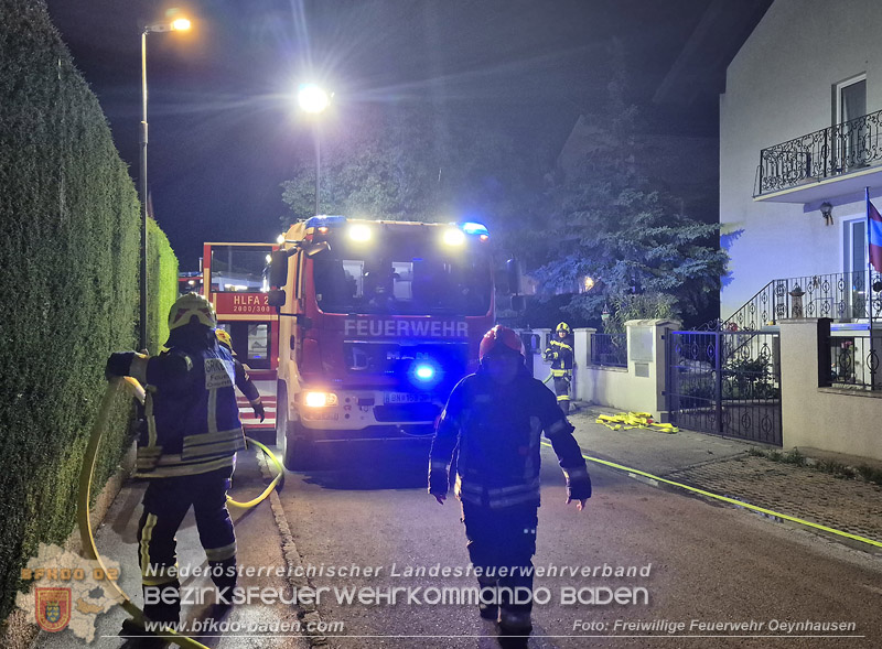 20260512_Geparktes Elektrofahrzeug f�ngt pl�tzlich in Oeynhausen Feuer Foto: Thomas Fontner FF Oeynhausen