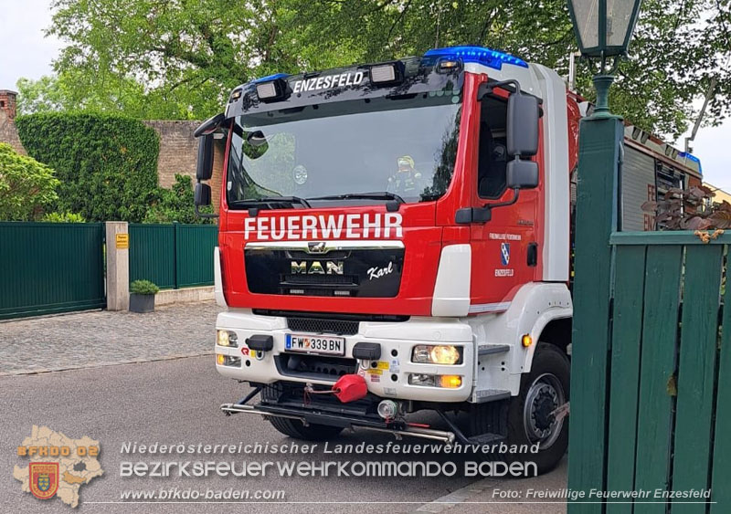 20260514_Feuerwehr unterst�tzt Rettungsdienst in Enzesfeld  Foto: FF Enzesfeld