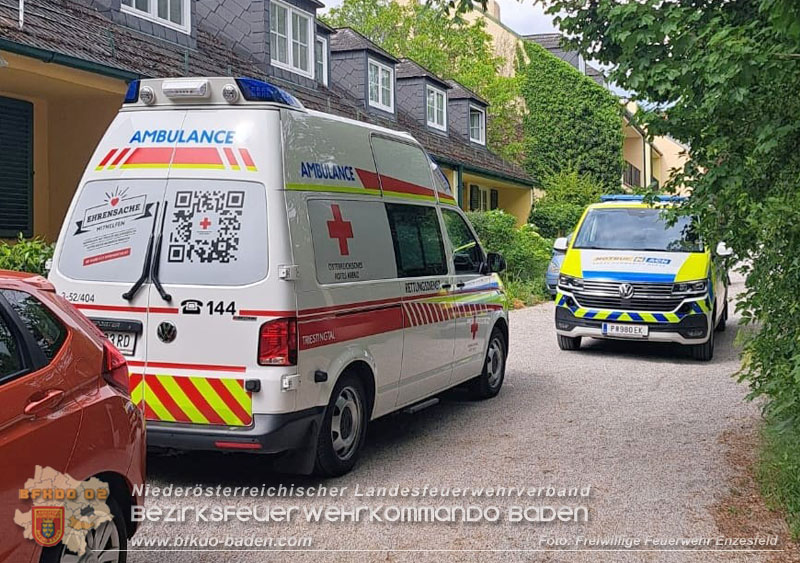 20260514_Feuerwehr unterst�tzt Rettungsdienst in Enzesfeld  Foto: FF Enzesfeld