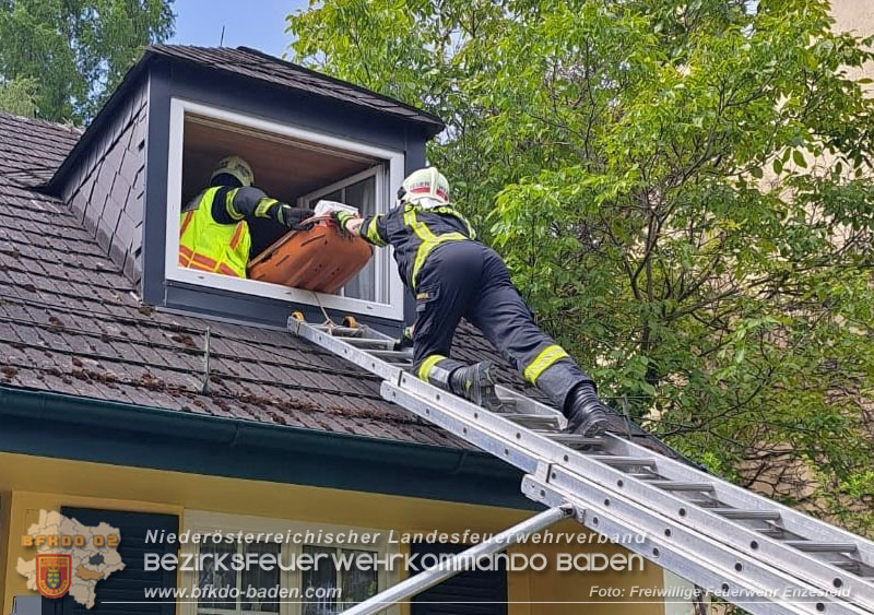20260514_Feuerwehr unterst�tzt Rettungsdienst in Enzesfeld  Foto: FF Enzesfeld
