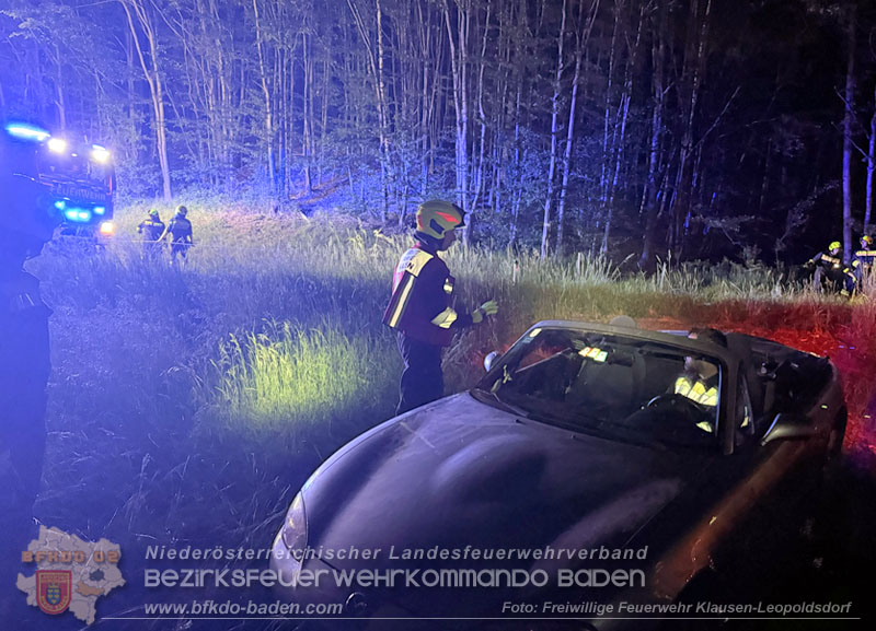 20260526_Fahrzeugbergung auf der L127 bei Klausen-Leopolsdorf  Foto: FF Klausen-Leopolsdorf