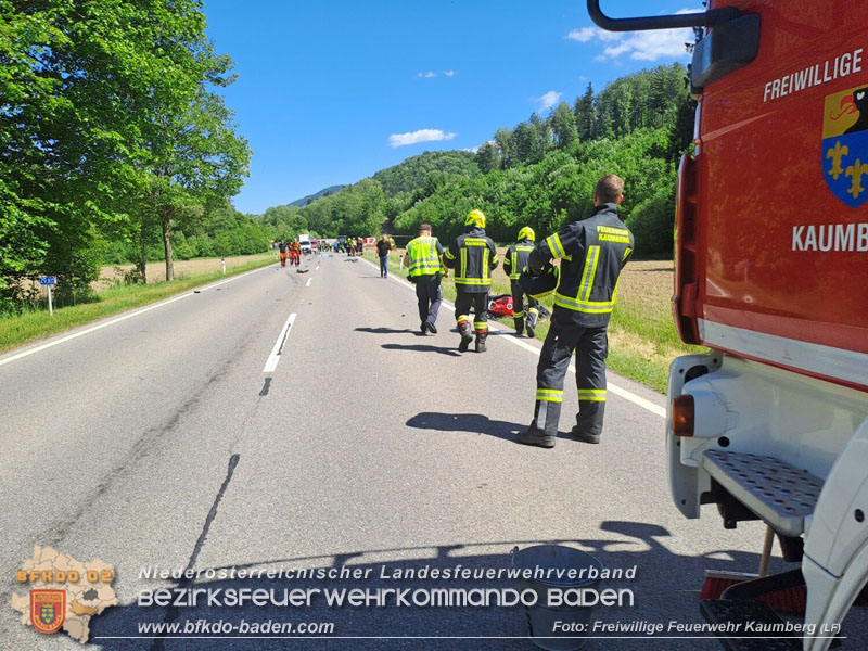20260528_Motorradunfall fordert ein Menschenleben auf der B18 zwischen Kaumberg (Bezirk LF) und Altenmarkt/Triesting (Bezirk BN) Foto: FF Kaumberg 20260528_Motorradunfall fordert ein Menschenleben auf der B18 zwischen Kaumberg (Bezirk LF) und Altenmarkt/Triesting (Bezirk BN) Foto: FF Kaumberg
