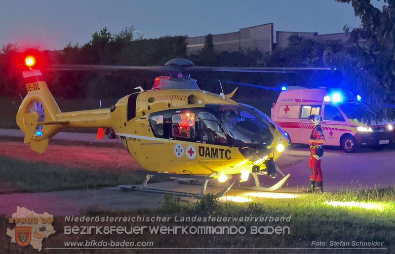 20260529_Verkehrsunfall mit Fahrzeugbrand auf der A2 Auffahrt Kottingbrunn Foto: Stefan Schneider BFKDO BADEN