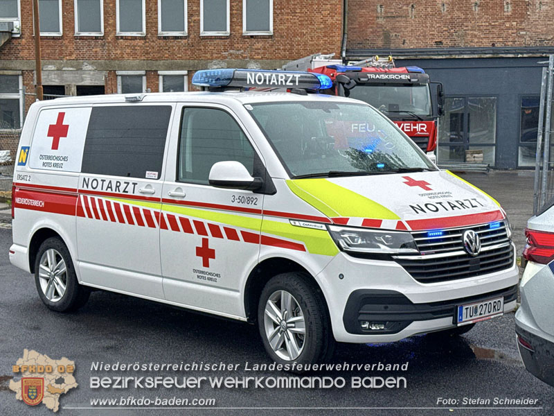 20260603_Verkehrsunfall auf Badner-Bahn �bergang in Traiskirchen  Foto: Stefan Schneider BFKDO BADEN