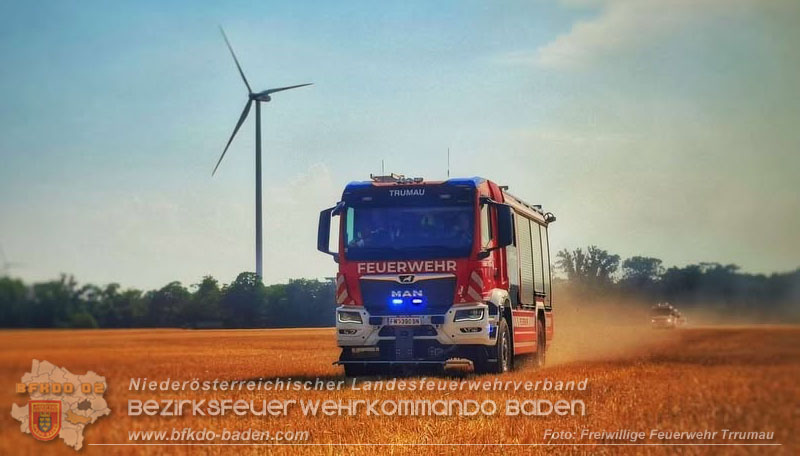 20260630_Flur- und Waldbrand zwischen Ebreichsdorf und Oberwaltersdorf durch f�nf Feuerwehren erfolgreich bek�mpft
