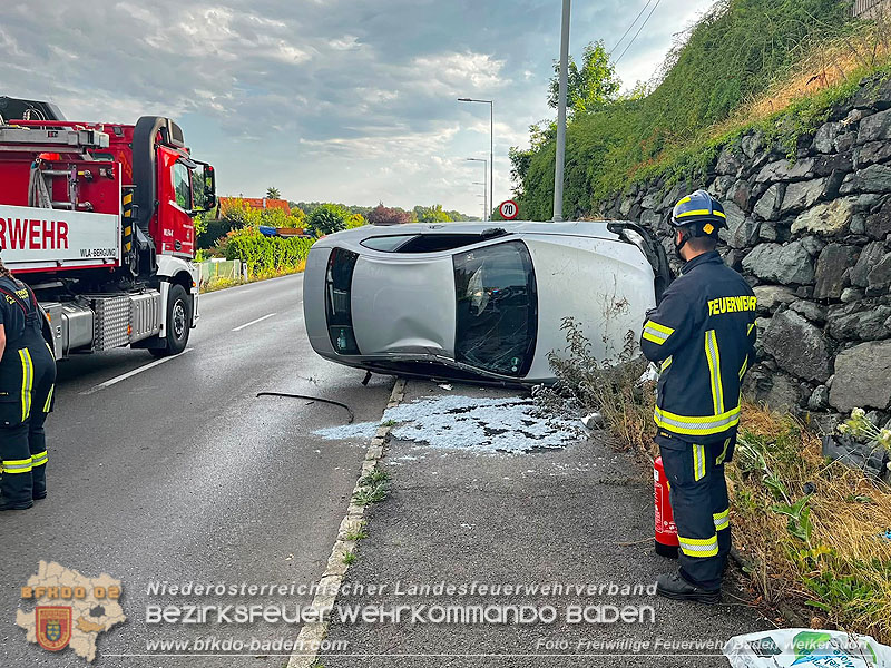20260717_Verkehrsunfall auf der Badener Dammgasse LB212  Foto: Freiwillige Feuerwehr Baden Weikersdorf