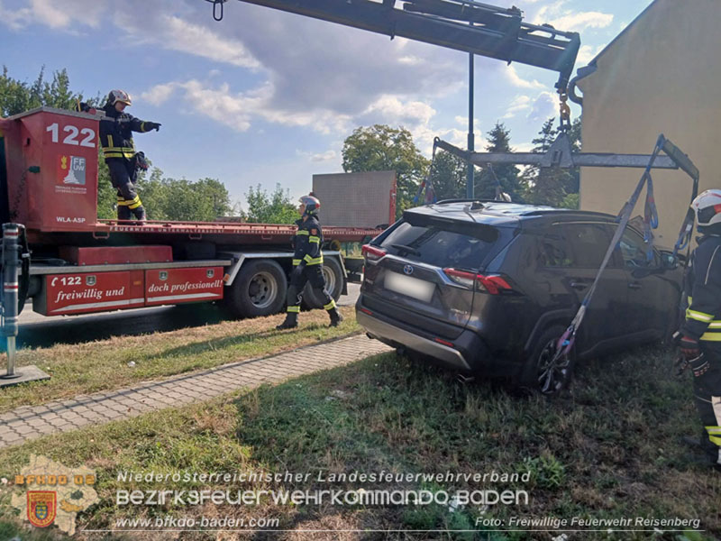 20260723_Fahrzeugbergung nach Verkehrsunfall in Reisenberg Foto: FF Reisenberg 20260723_Fahrzeugbergung nach Verkehrsunfall in Reisenberg Foto: FF Reisenberg