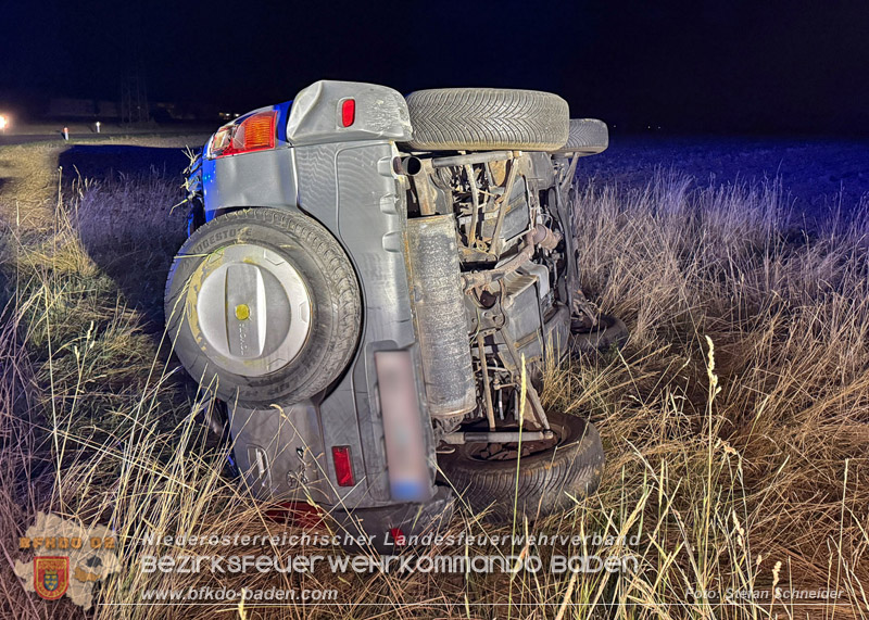 20260812_Verkehrsunfall miet einem SUV auf der Leesdorferstra�e bei Tribuswinkel - Foto: Stefan Schneider BFKDO BADEN
