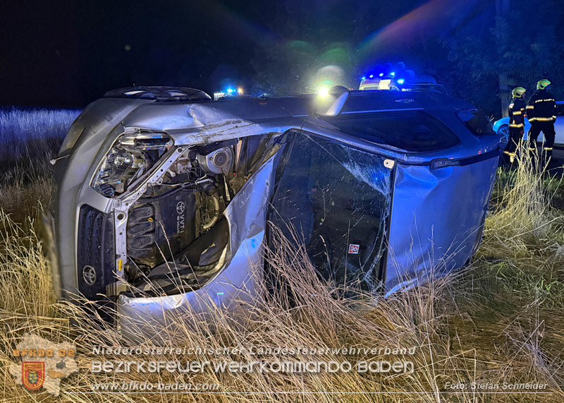 20260812_Verkehrsunfall miet einem SUV auf der Leesdorferstra�e bei Tribuswinkel - Foto: Stefan Schneider BFKDO BADEN