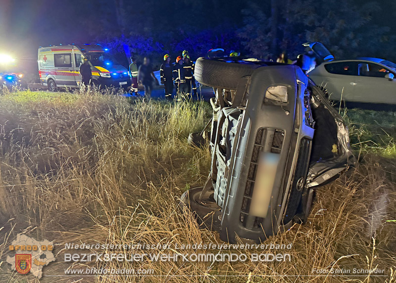 20260812_Verkehrsunfall miet einem SUV auf der Leesdorferstra�e bei Tribuswinkel - Foto: Stefan Schneider BFKDO BADEN