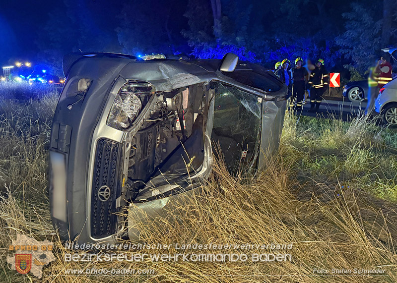 20260812_Verkehrsunfall miet einem SUV auf der Leesdorferstra�e bei Tribuswinkel - Foto: Stefan Schneider BFKDO BADEN