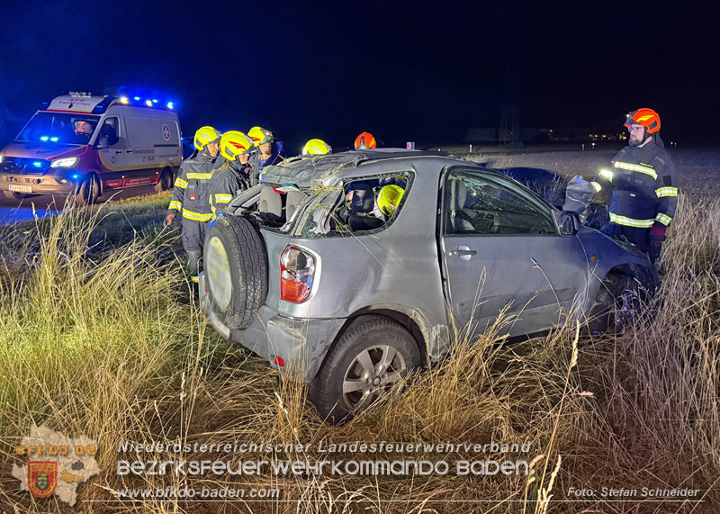 20260812_Verkehrsunfall miet einem SUV auf der Leesdorferstra�e bei Tribuswinkel - Foto: Stefan Schneider BFKDO BADEN