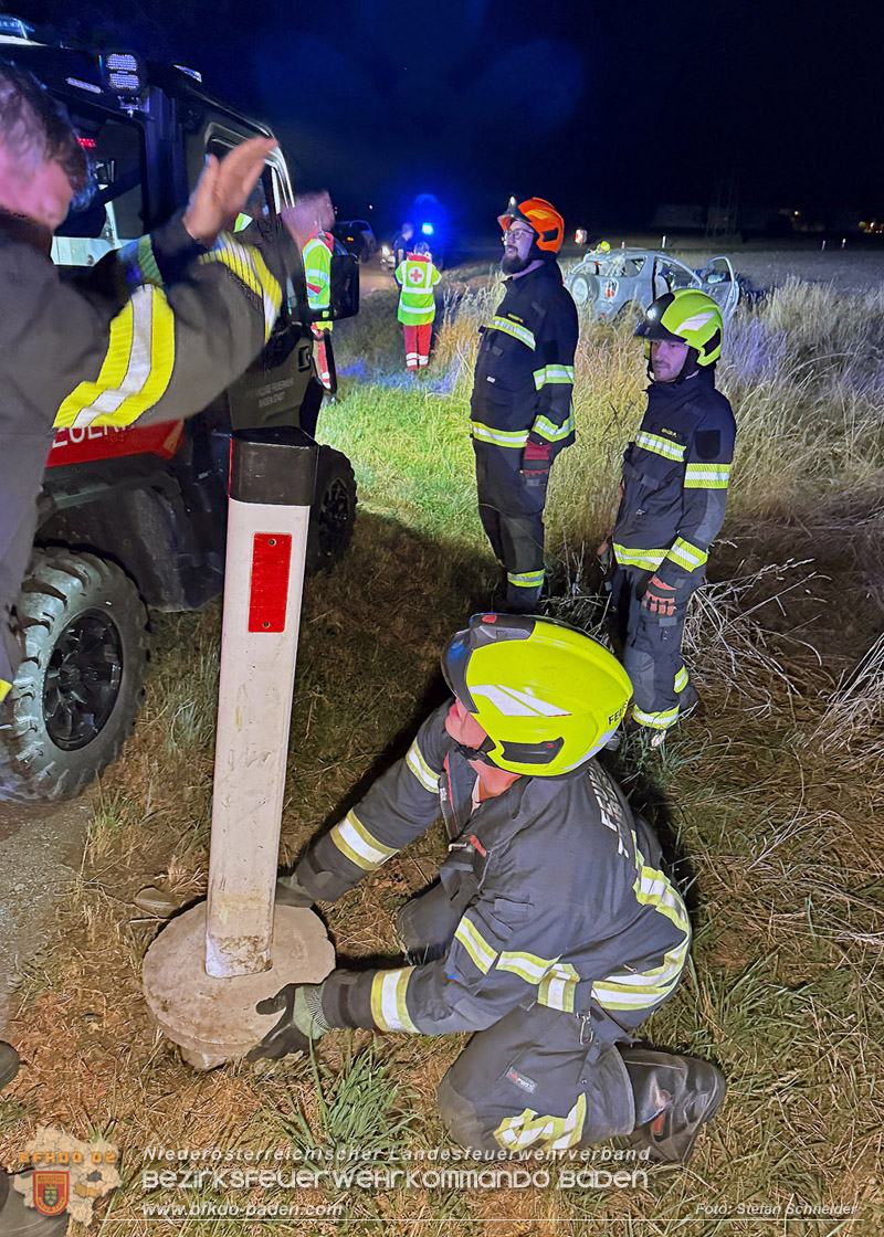 20260812_Verkehrsunfall miet einem SUV auf der Leesdorferstra�e bei Tribuswinkel - Foto: Stefan Schneider BFKDO BADEN