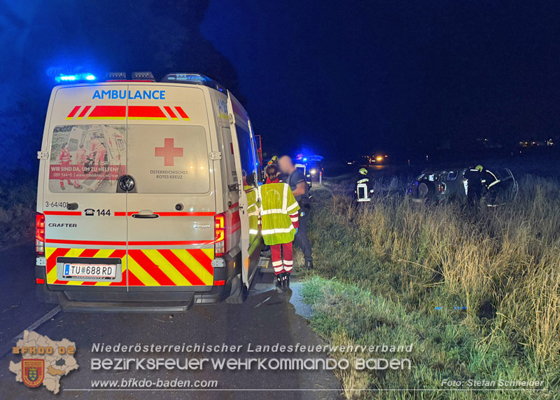 20260812_Verkehrsunfall miet einem SUV auf der Leesdorferstra�e bei Tribuswinkel - Foto: Stefan Schneider BFKDO BADEN