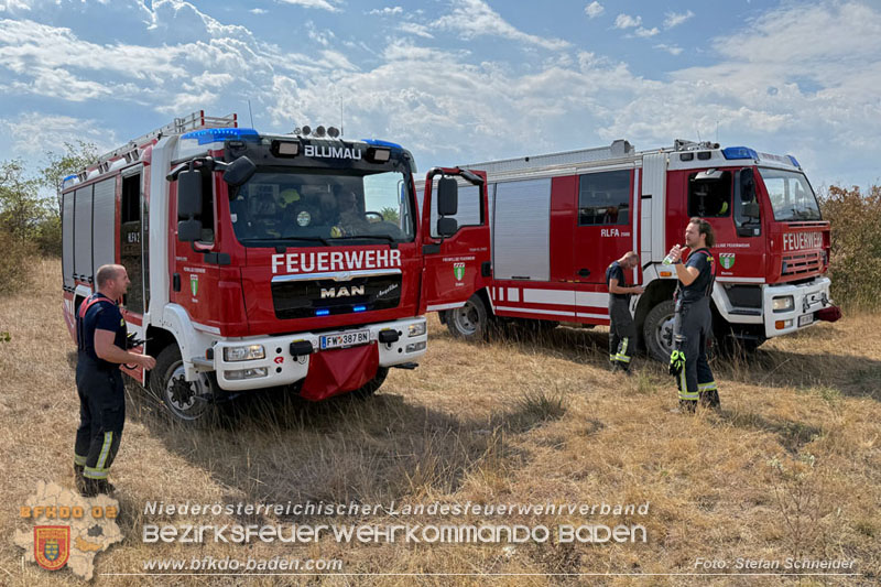 20260820_Ein Brand am Schie�platzgel�nde Gro�mittel und weitere Meldungen �ber Rauchentwicklung am G�PL Blumau l�sen Gro�einsatz aus