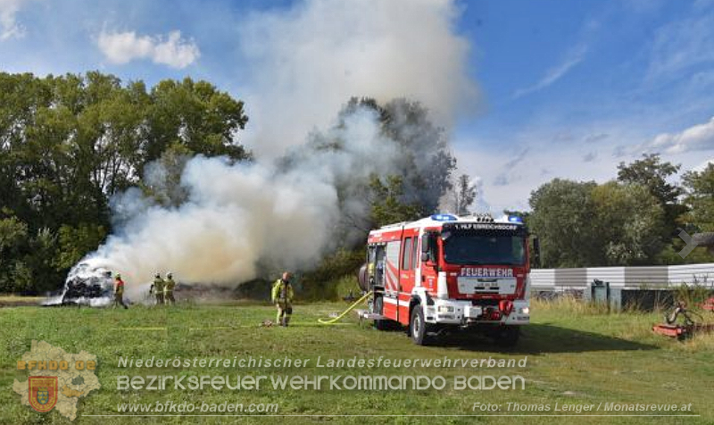 20260902_Silohaufen in Vollbrand bei Ebreichsdorf - Foto: Thomas Lenger Monatsrevue.at