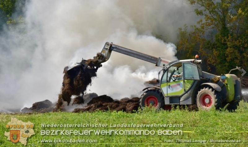 20260902_Silohaufen in Vollbrand bei Ebreichsdorf - Foto: Thomas Lenger Monatsrevue.at