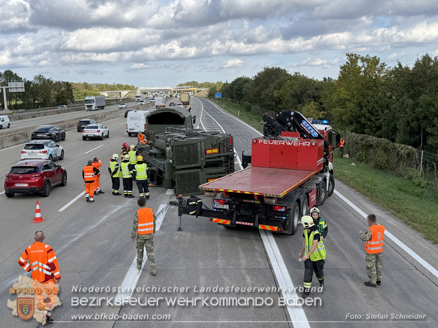 20261009_Bergung einer Arbeitsmaschine samt Anh�nger auf der A2 - Foto: Stefan Schneider BFKDO BADEN