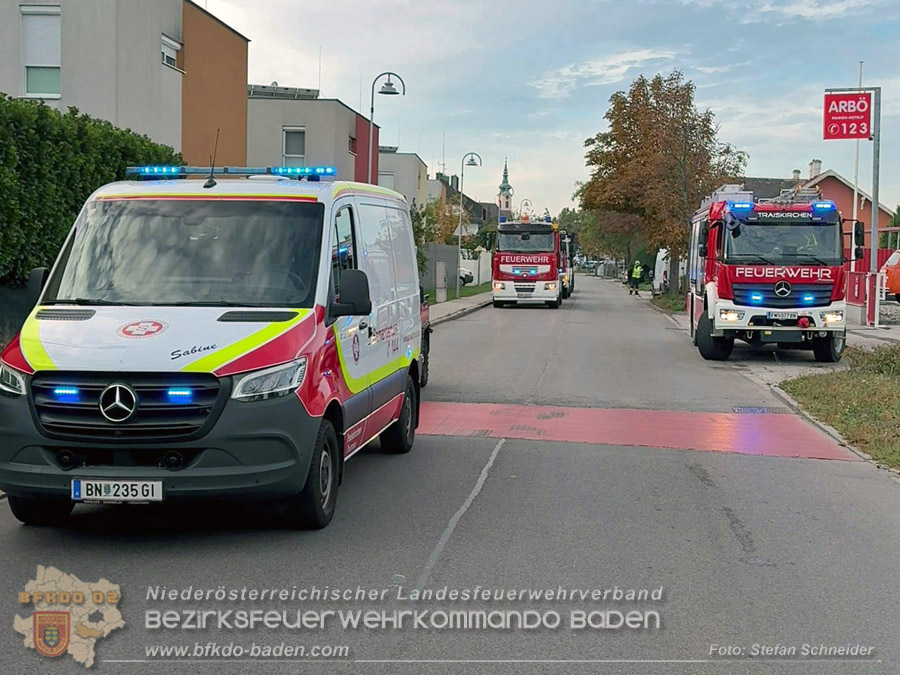 20261017_Verkehrsunfall in Traiskirchen im Ortsteil M�llersdorf - Foto: Stefan Schneider BFKDO BADEN