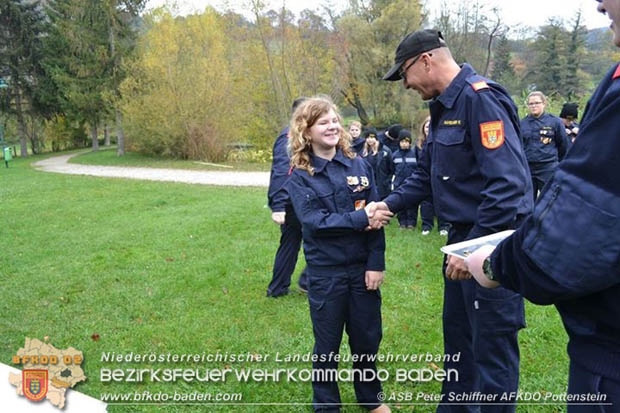 20171021 Fertigkeitsabzeichen Wasserdienst der Feuerwehrjugend in Neuhaus