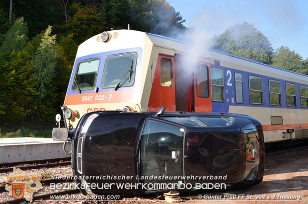 20170930 Grobung Pkw gegen Personenzug in St.Veit a.d.Triesting  Foto:  Gnter Pretl FF St. Veit