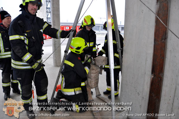 20171125 KHD Bereitschaftsbung in der Landesfeuerwehrschule Tulln  Foto: VI Hans Dietl FF Mllersdorf