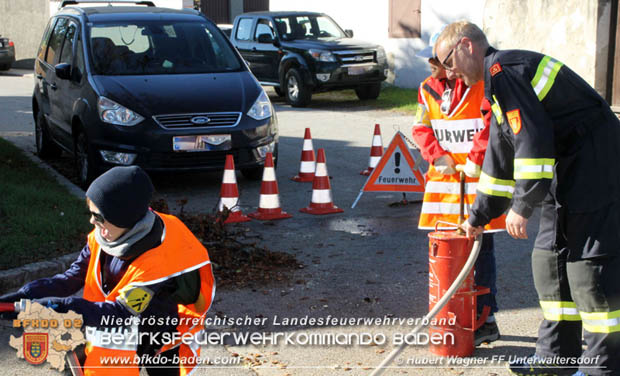 20180928 Besondere Besucher bei der Feuerwehr Unterwaltersdorf  Foto: Hubert Wagner