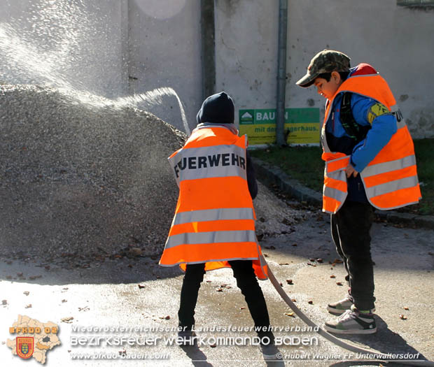 20180928 Besondere Besucher bei der Feuerwehr Unterwaltersdorf Foto: Hubert Wagner 20180928 Besondere Besucher bei der Feuerwehr Unterwaltersdorf Foto: Hubert Wagner