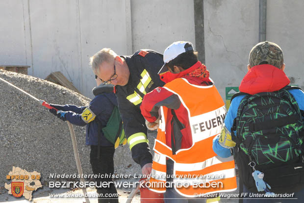 20180928 Besondere Besucher bei der Feuerwehr Unterwaltersdorf  Foto: Hubert Wagner