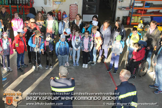 20180928 Besondere Besucher bei der Feuerwehr Unterwaltersdorf  Foto: Hubert Wagner